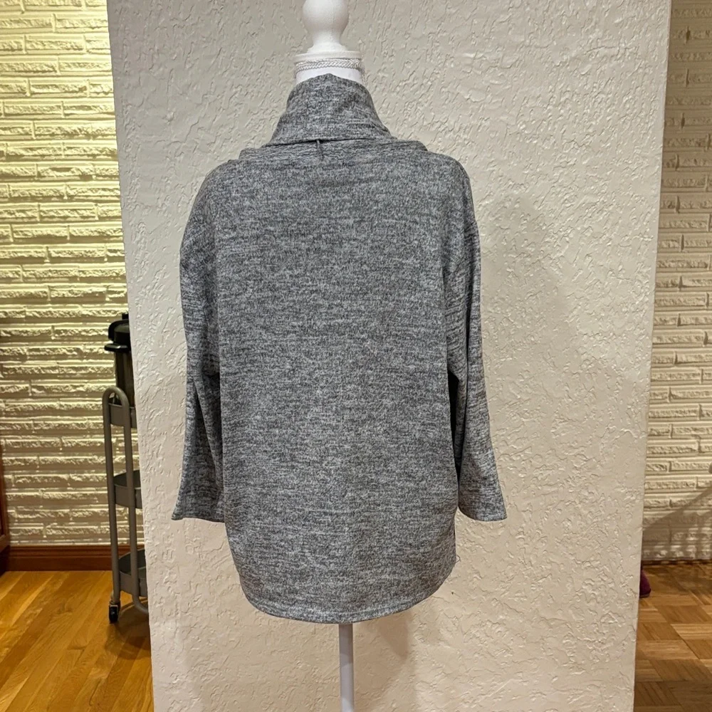 Elegant Gray and Black Leopard Print Cowl Neck Sweater - Picture 3 of 4